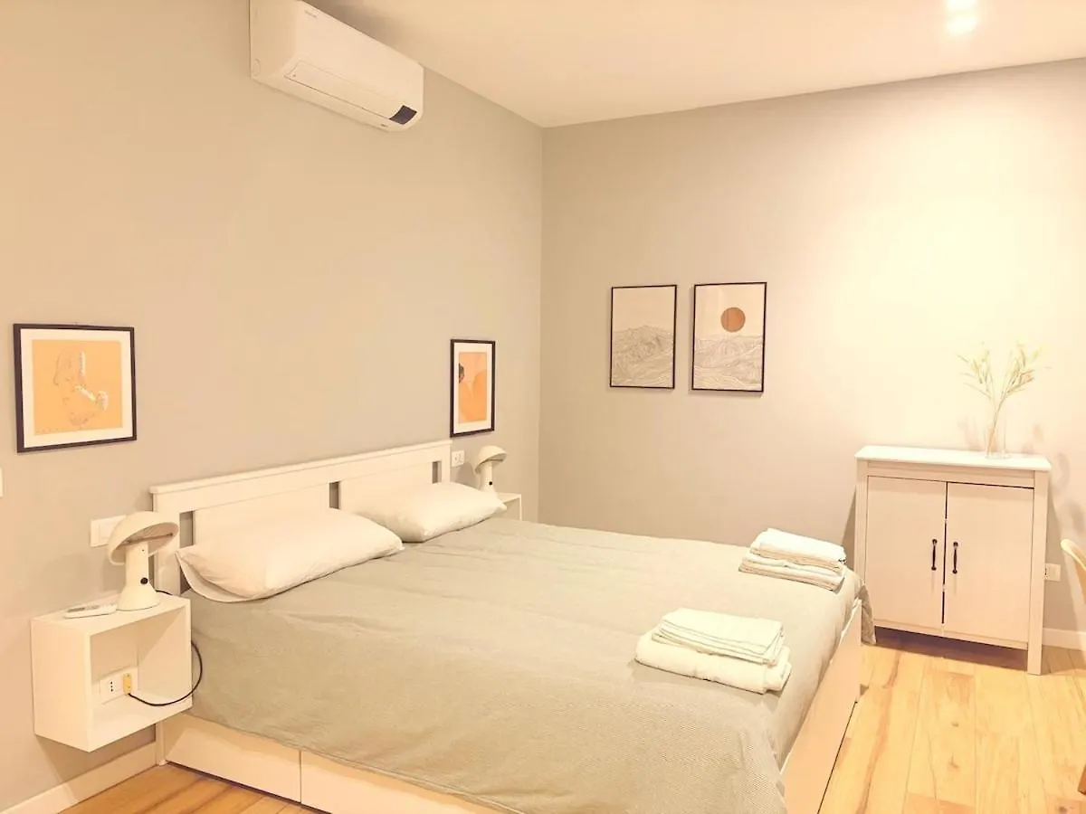 Casa Vacanze Leone Rome