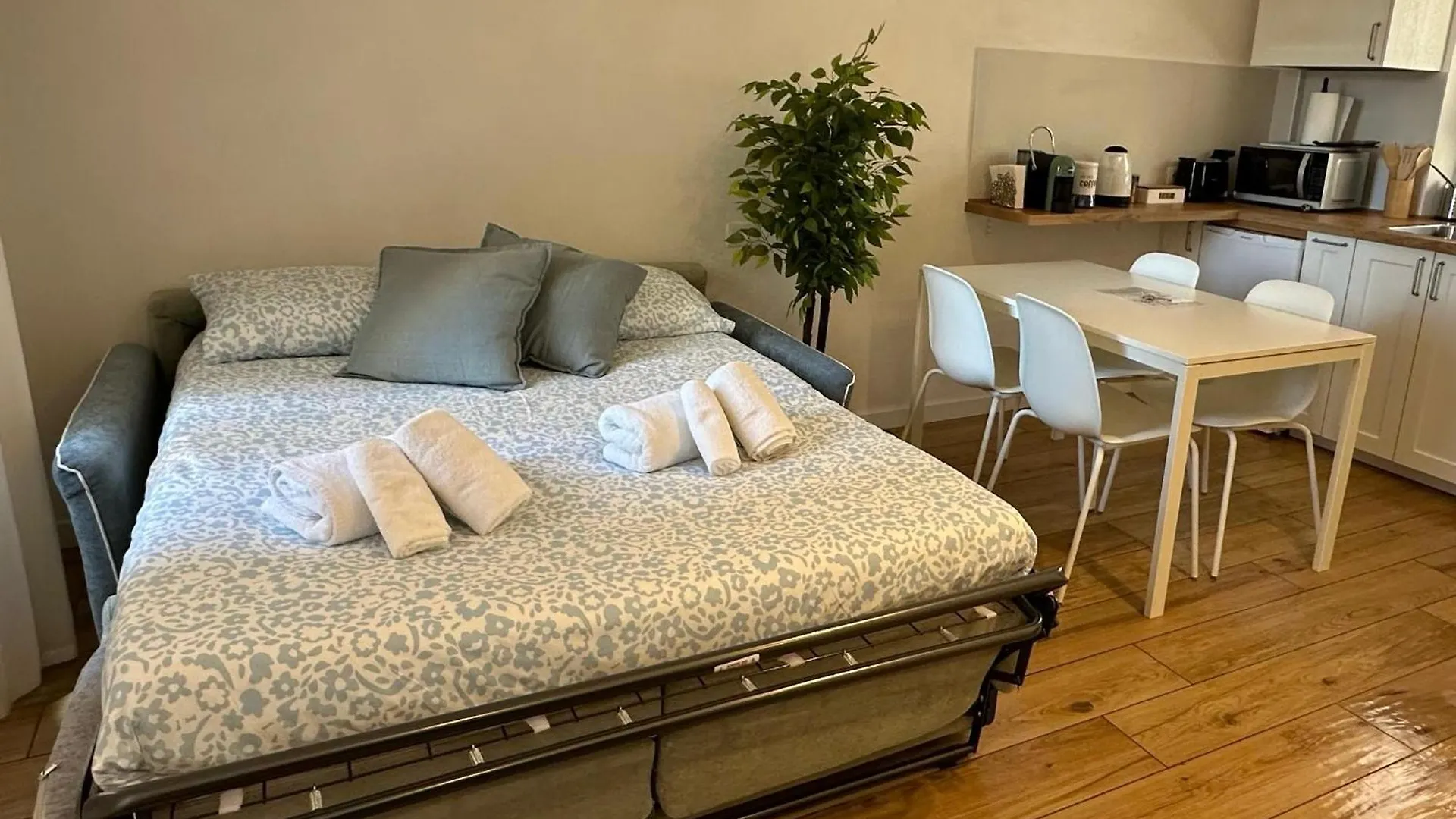 Holiday home Casa Vacanze Leone Rome